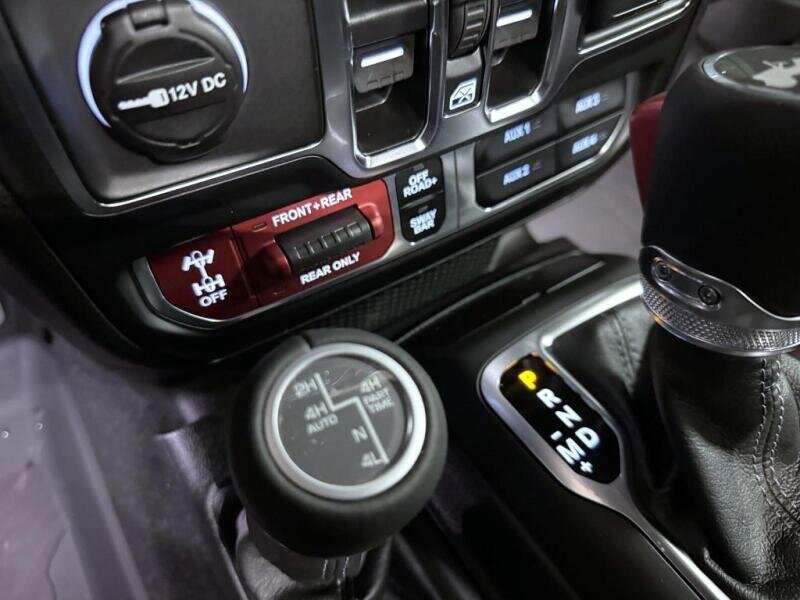 Jeep Wrangler Kombi 2,0 l 200 kw