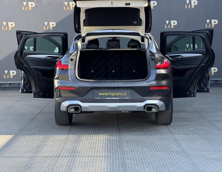 BMW X4 SUV / Terénní 2,0 l 140 kw
