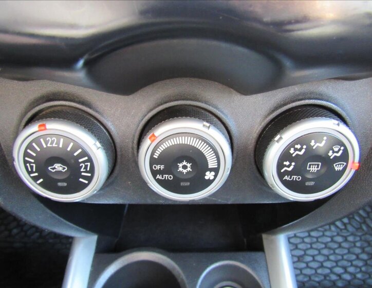 Mitsubishi ASX SUV / Terénní 1,8 l 110 kw