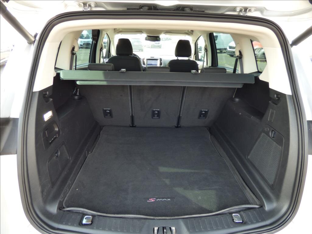 Ford S-MAX MPV 2,0 l 110 kw