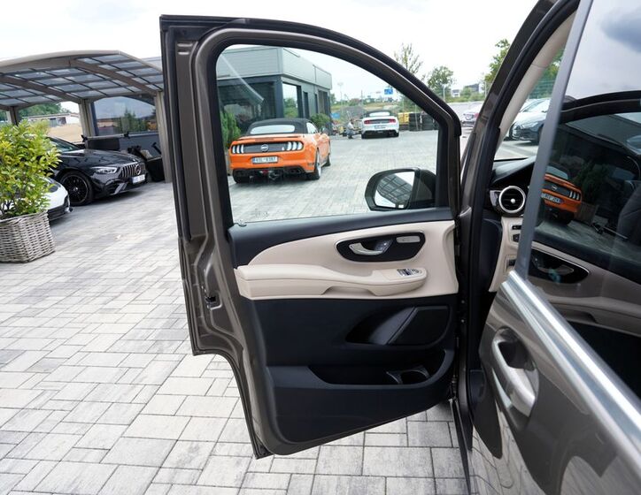 Mercedes-Benz Třídy V 14