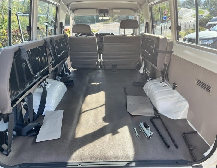 Toyota Land Cruiser 10