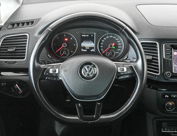 Volkswagen Sharan 16