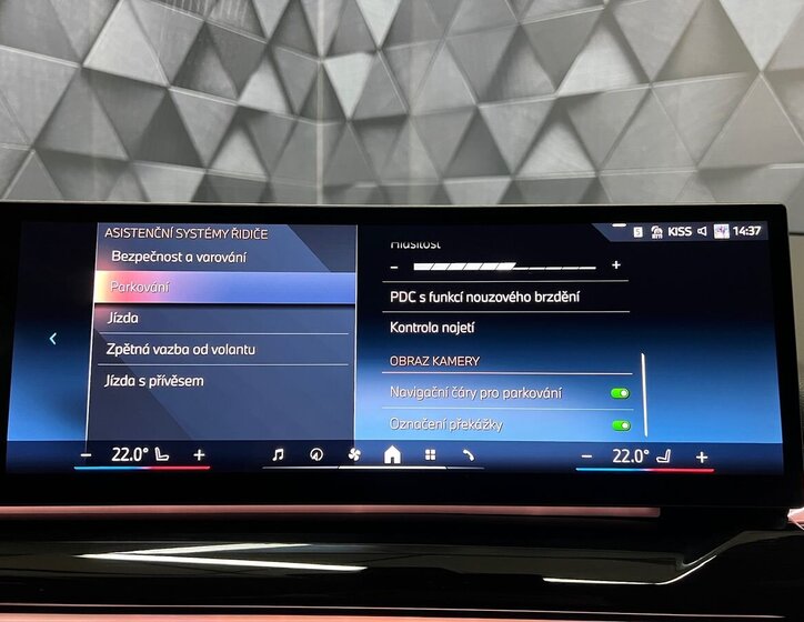 BMW Ostatní Sedan / Limuzína 0,0 290 kw