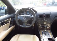 Mercedes-Benz Třídy C Kombi 6,2 l 336 kw