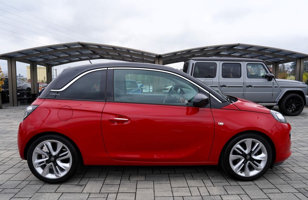 Opel Adam Hatchback 1,4 l 64 kw