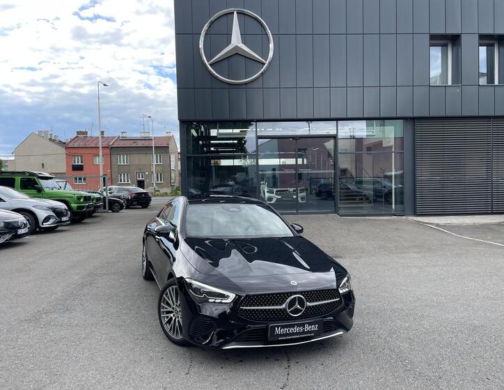 Mercedes-Benz CLA 7