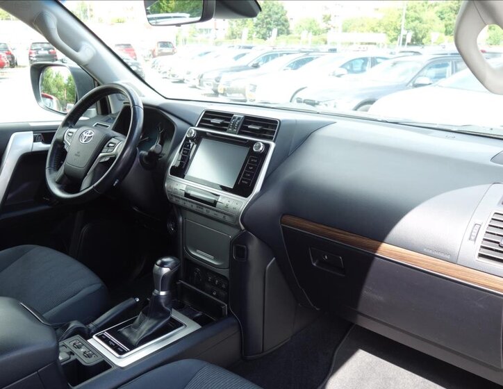 Toyota Land Cruiser SUV / Terénní 2,8 l 130 kw
