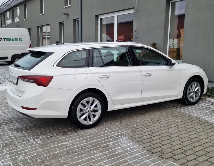 Škoda Octavia Kombi 2,0 l 85 kw