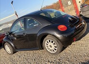Volkswagen New Beetle 7