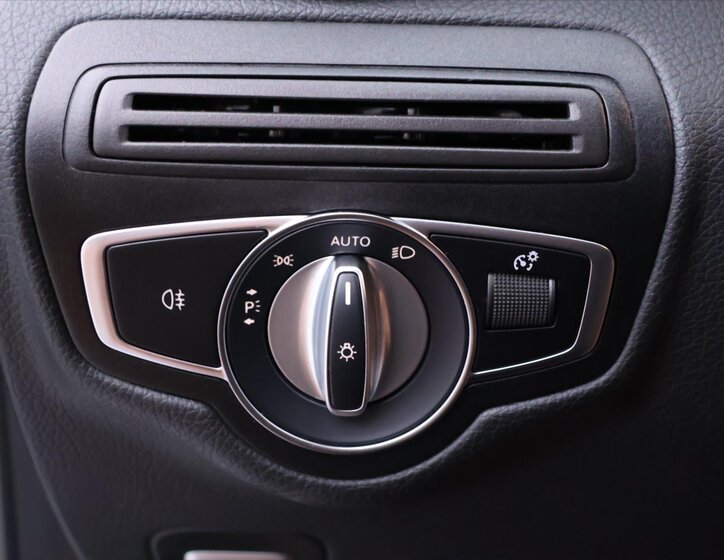 Mercedes-Benz GLC SUV 2,0 l 143 kw