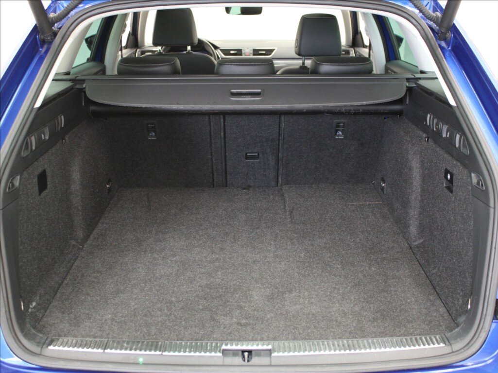 Škoda Superb Kombi 1,4 l 160 kw