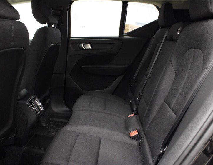 Volvo XC40 SUV 1,5 l 115 kw