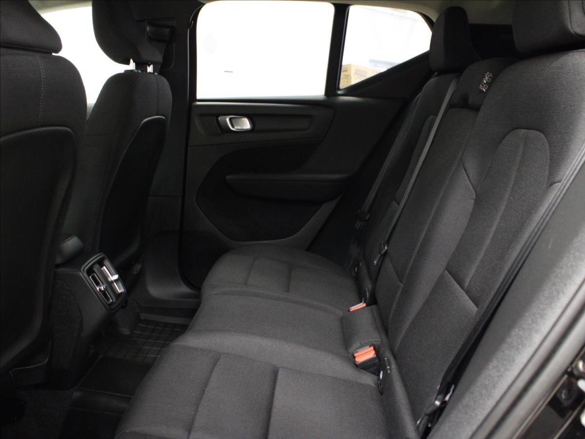 Volvo XC40 SUV 1,5 l 115 kw
