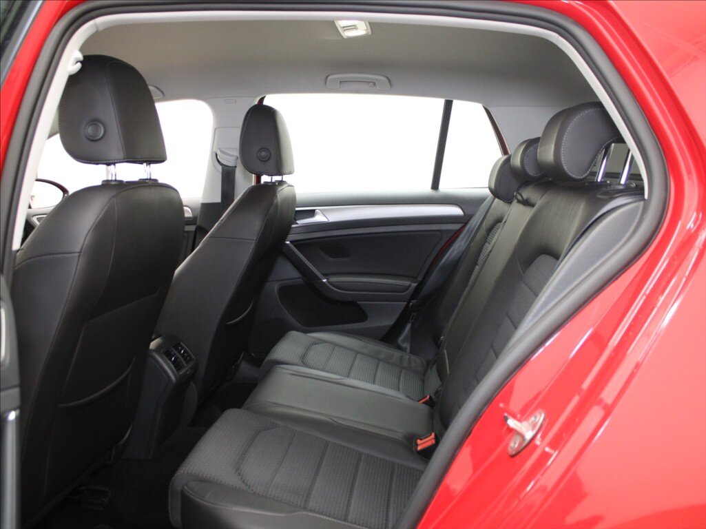 Volkswagen Golf Hatchback 1,2 l 81 kw