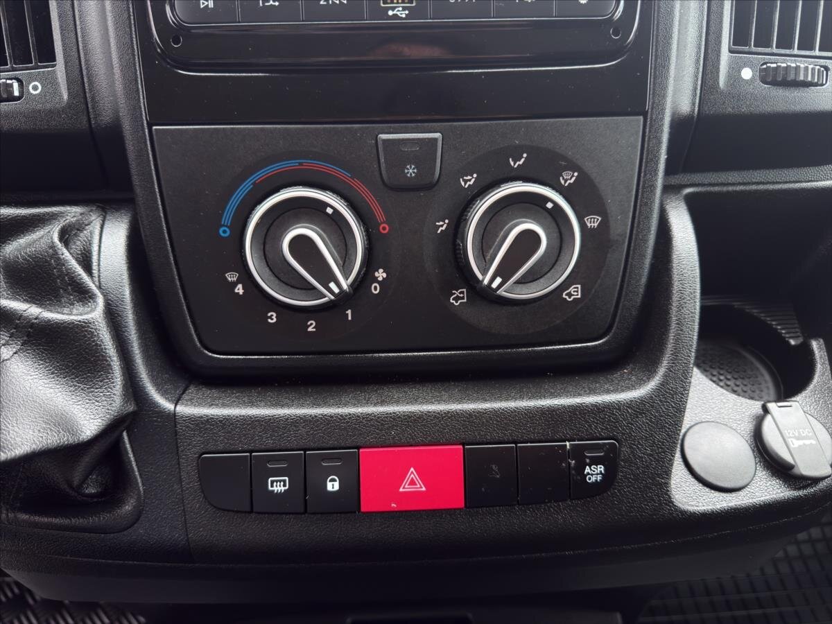 Citroën Jumper Skříň 2,2 l 103 kw