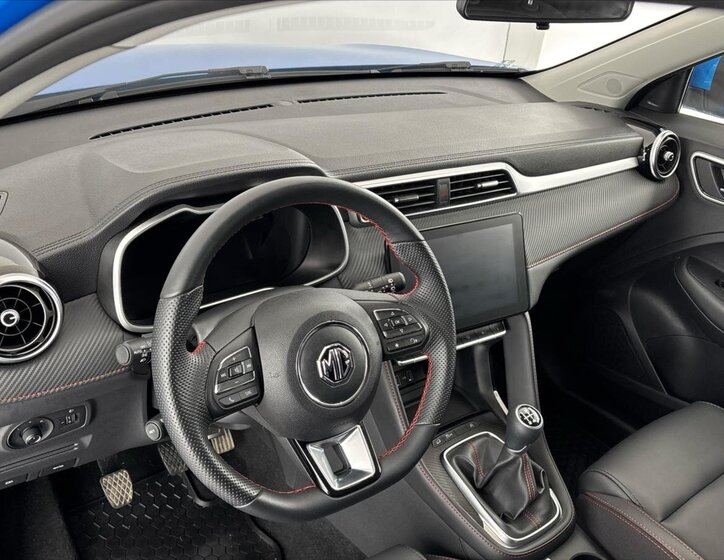 MG ZS SUV / Terénní 1,5 l 78 kw