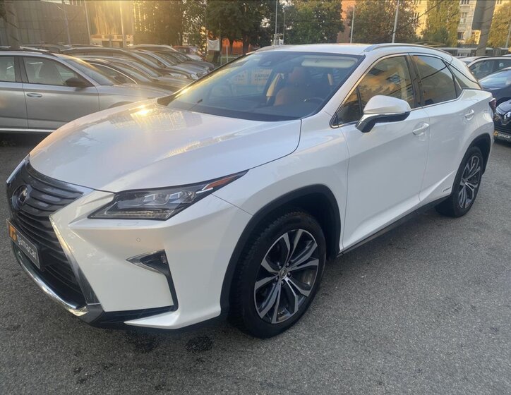 Lexus RX 4