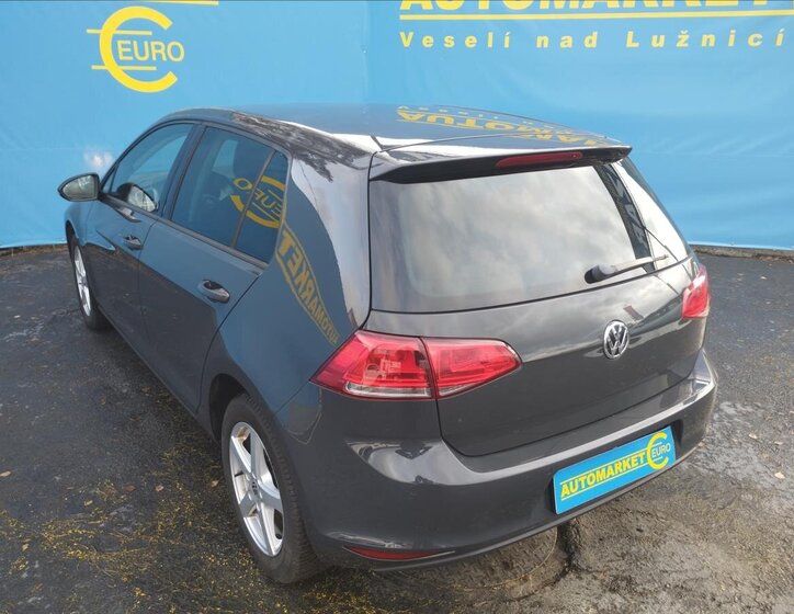 Volkswagen Golf Hatchback 1,2 l 63 kw