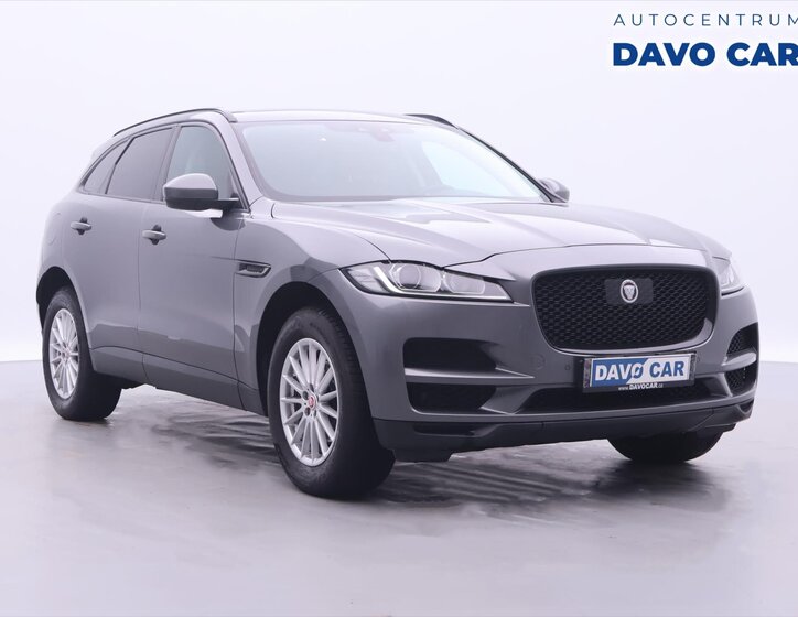 Jaguar F-Pace SUV / Terénní 2,0 l 132 kw