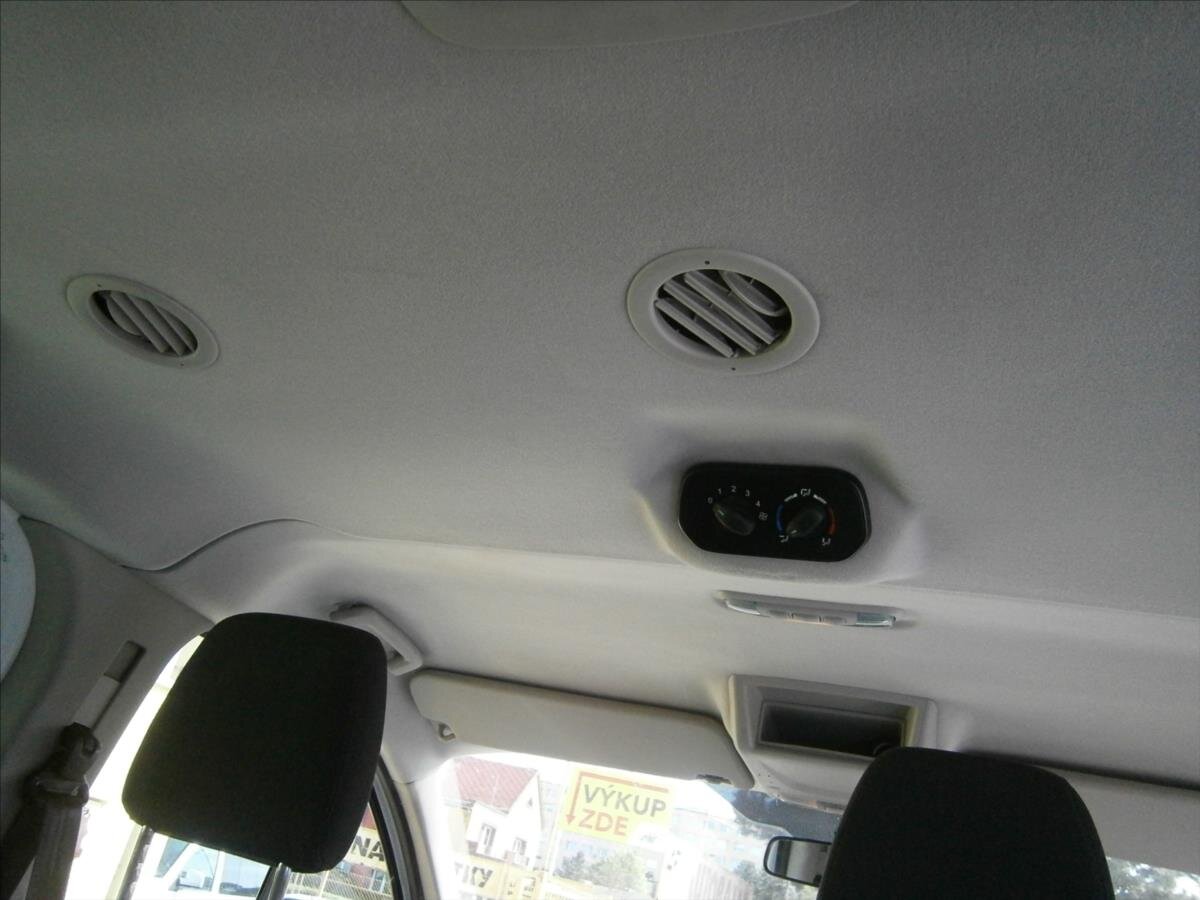 Ford Transit Custom Kombi 2,2 l 114 kw