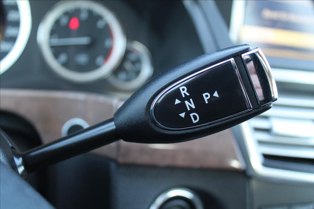 Mercedes-Benz Třídy E Kombi 2,1 l 125 kw