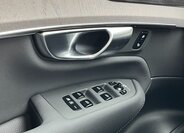 Volvo XC90 25