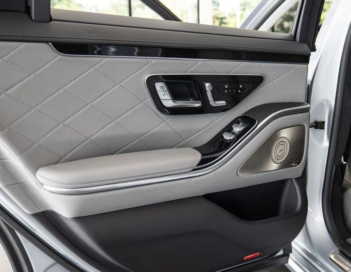 Mercedes-Benz Třídy S 11