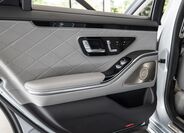 Mercedes-Benz Třídy S 11