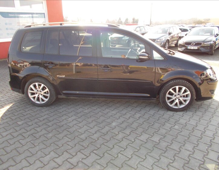 Volkswagen Touran MPV 1,9 l 77 kw