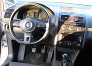 Volkswagen Touran MPV 1,2 l 77 kw