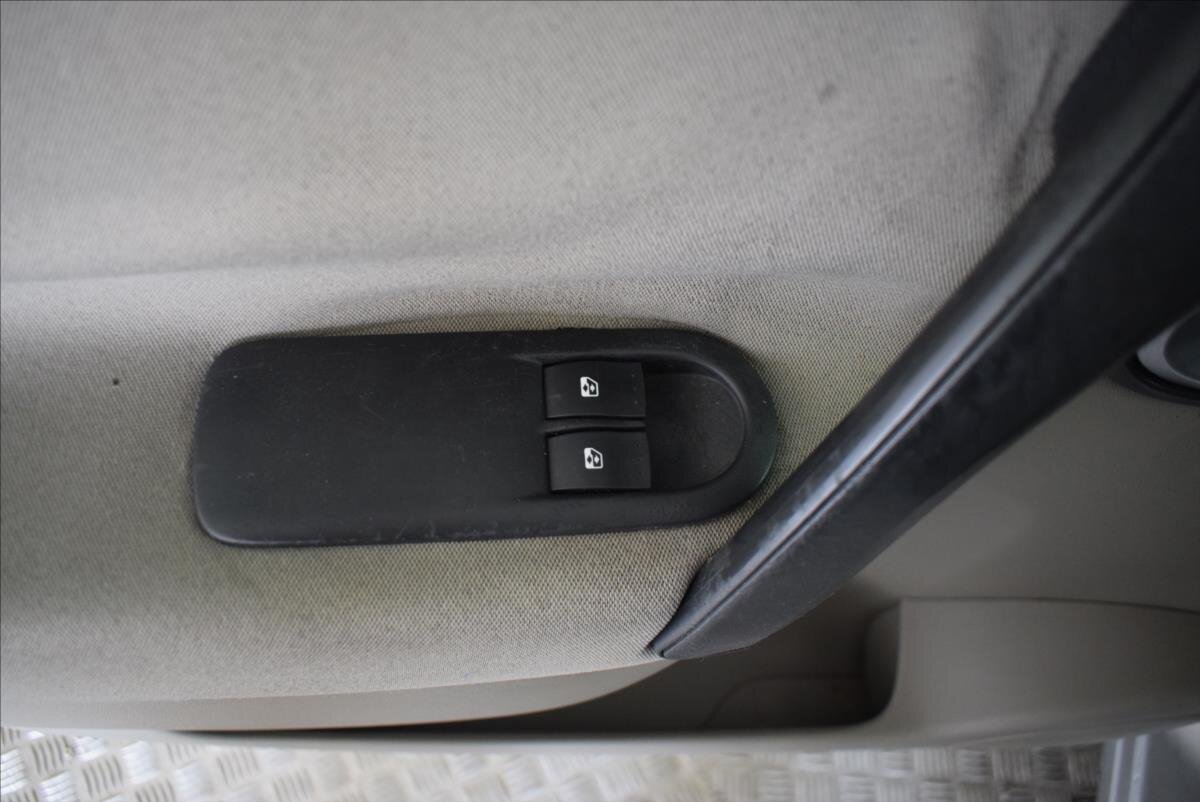 Renault Scénic MPV 1,6 l 83 kw