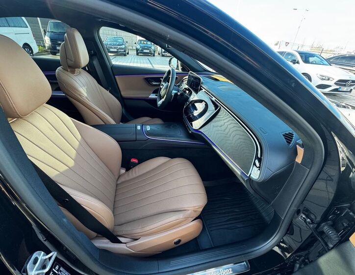 Mercedes-Benz Třídy E 11