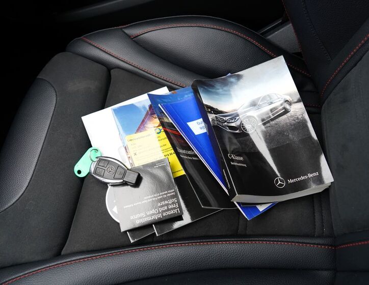 Mercedes-Benz Třídy C 49