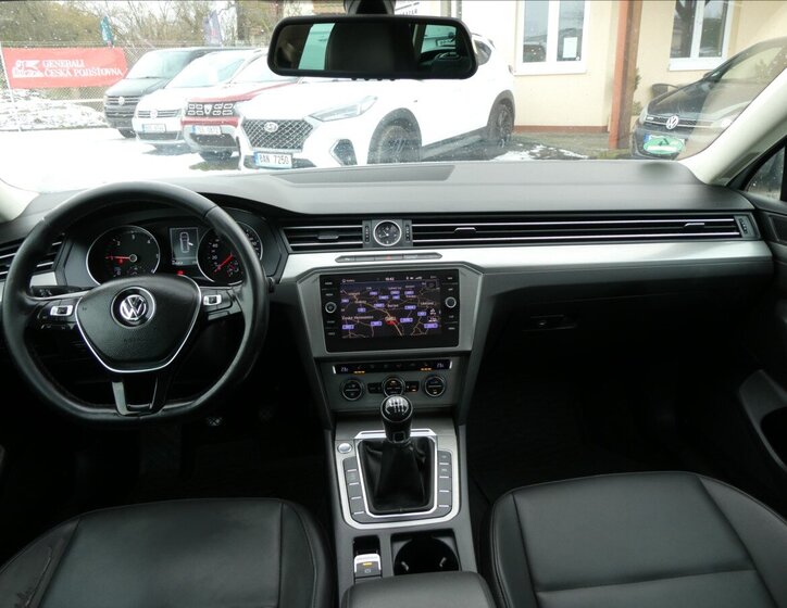 Volkswagen Passat Kombi 2,0 l 110 kw