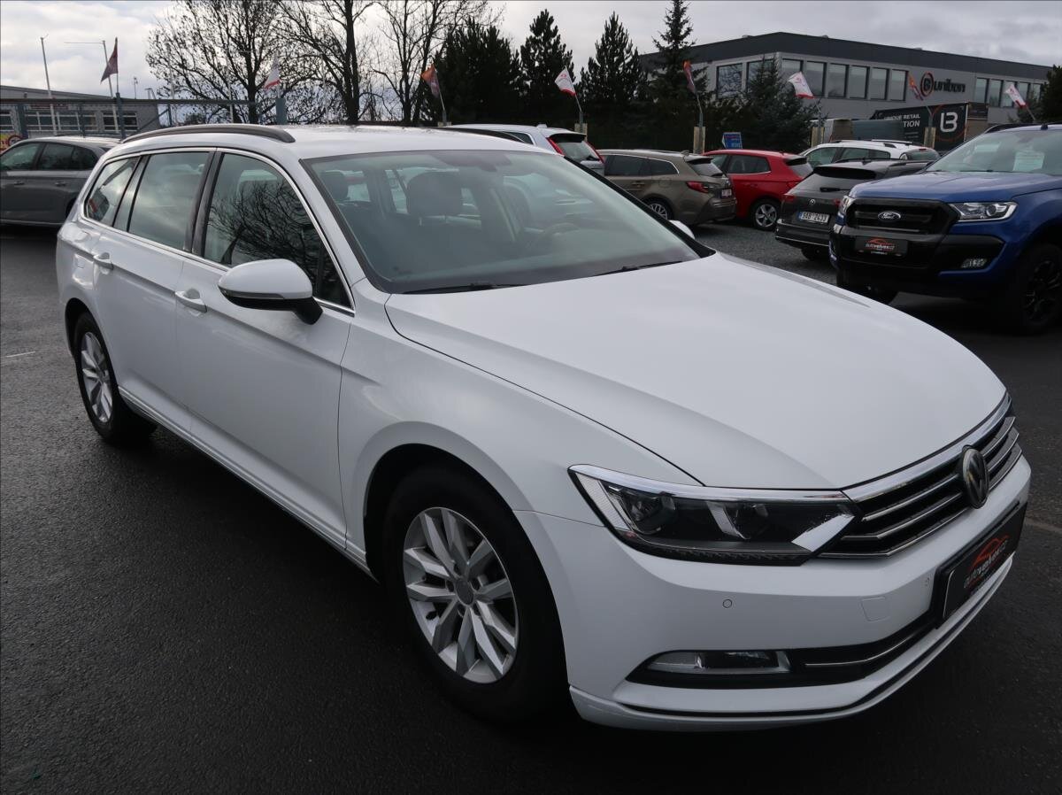 Volkswagen Passat Kombi 2,0 l 110 kw