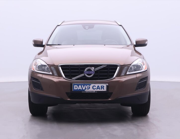 Volvo XC60 SUV / Terénní 2,4 l 120 kw