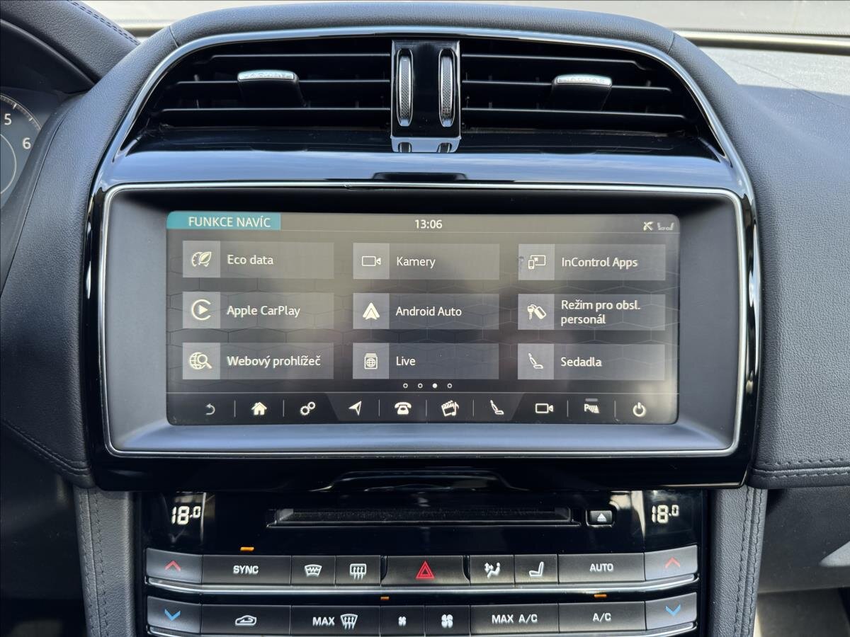 Jaguar F-Pace SUV / Terénní 2,0 l 184 kw