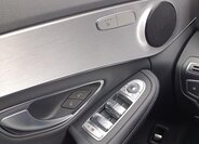 Mercedes-Benz Třídy C Sedan / Limuzína 2,1 l 125 kw