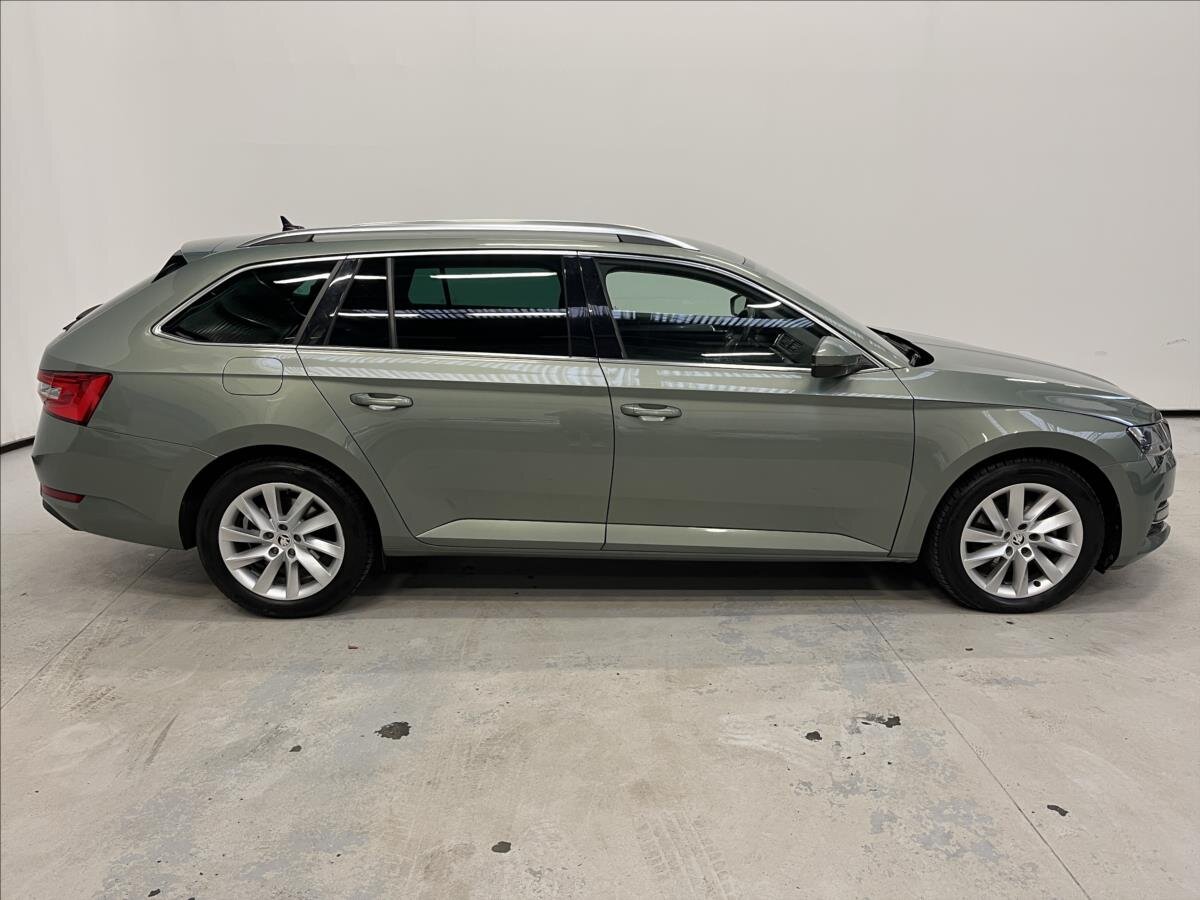 Škoda Superb Kombi 2,0 l 110 kw
