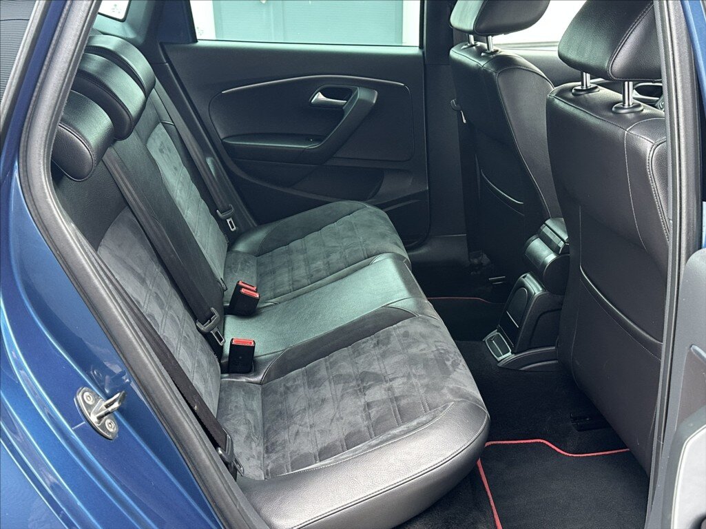 Volkswagen Polo Hatchback 1,8 l 141 kw