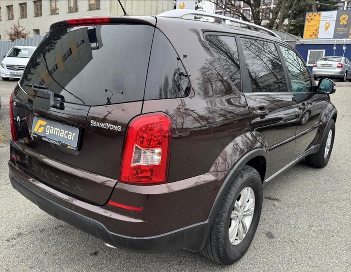 SsangYong Rexton SUV / Terénní 2,0 l 114 kw