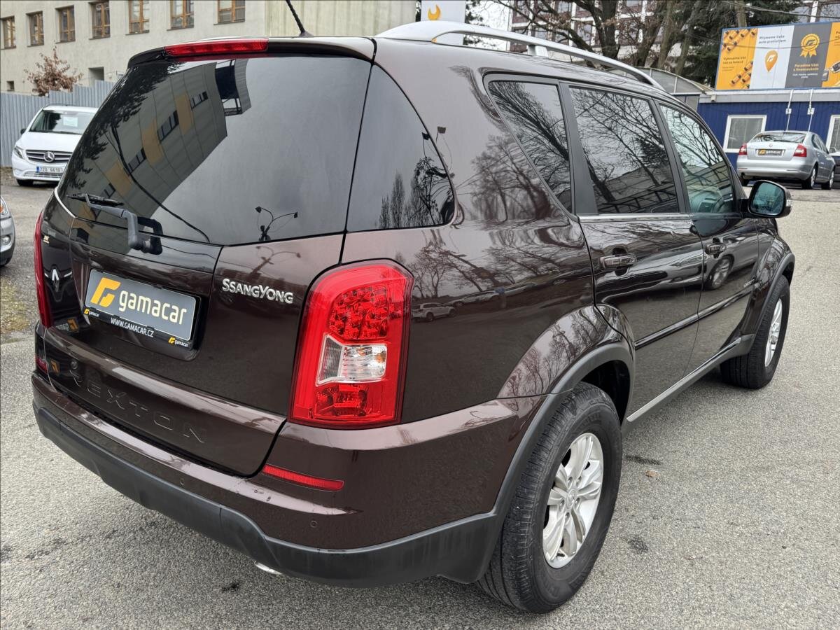 SsangYong Rexton SUV / Terénní 2,0 l 114 kw