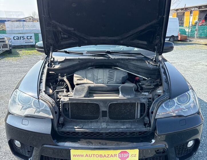 BMW X5 SUV 3,0 l 180 kw