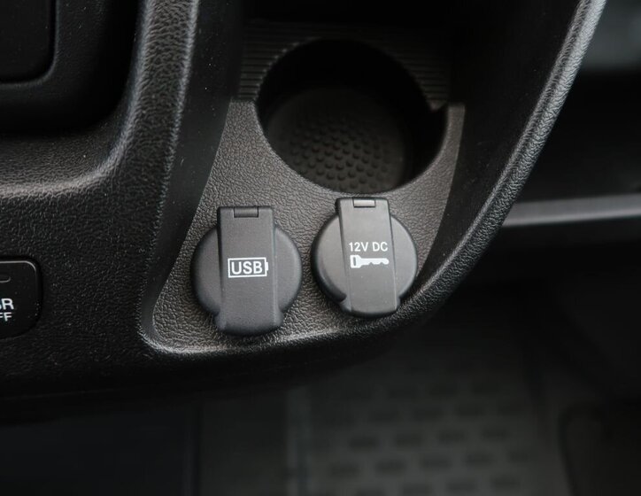 Opel Movano Skříň 2,2 l 103 kw