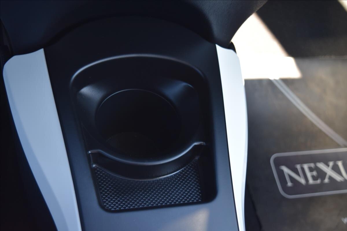 Toyota Yaris Hatchback 998,0 51 kw