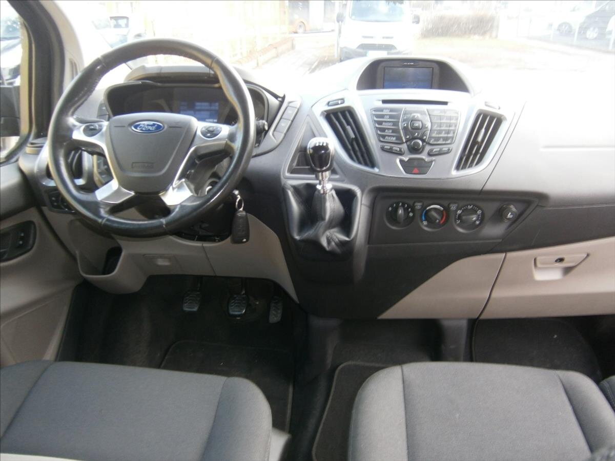 Ford Tourneo Custom