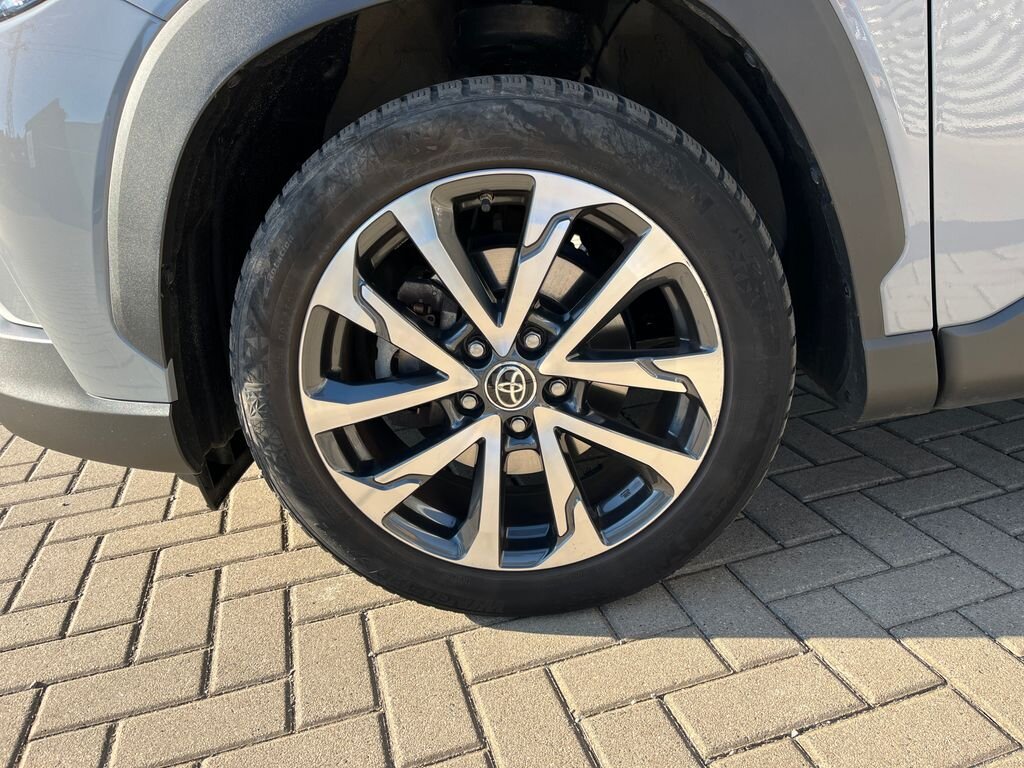 Toyota Corolla Cross SUV / Terénní 2,0 l 112 kw