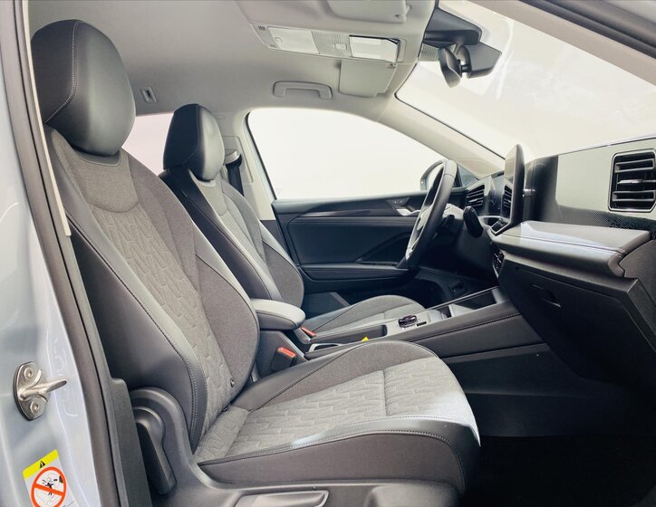 Volkswagen Tiguan SUV / Terénní 2,0 l 110 kw
