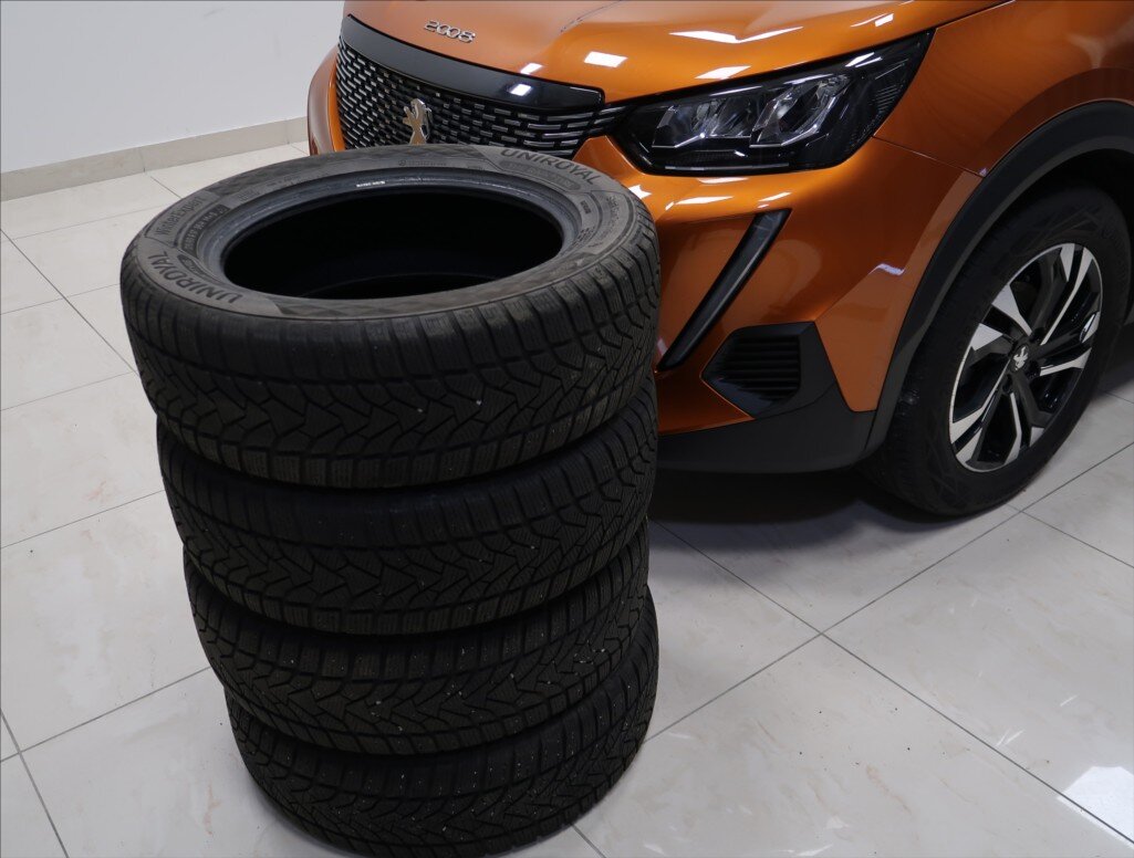 Peugeot 2008 Hatchback 1,2 l 96 kw